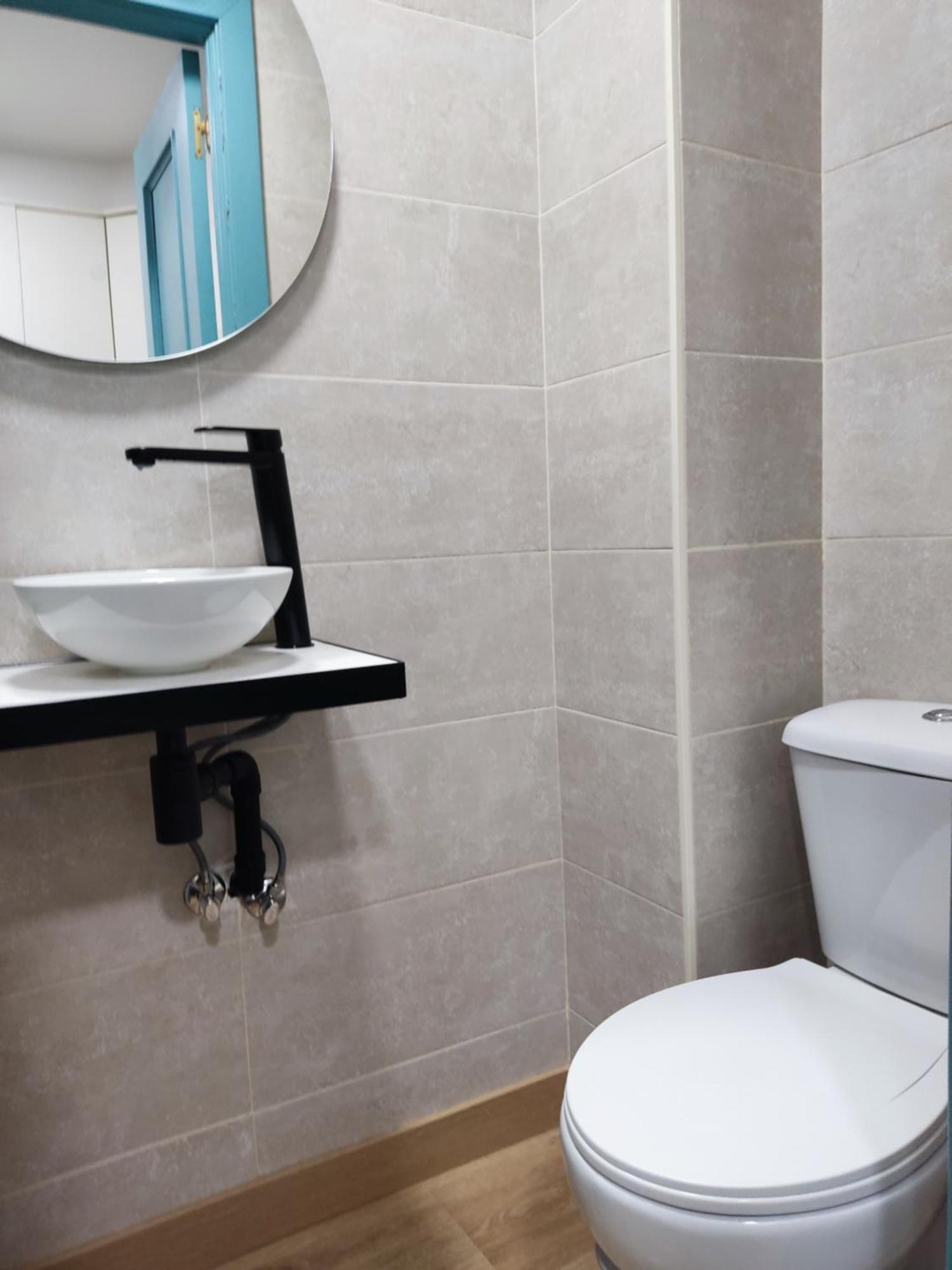 Céntrico, Casco Vello, Wifi, Vodafone TV, Netflix Vigo Esterno foto